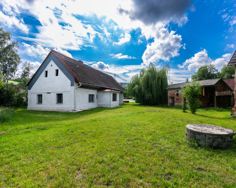 Prodej, rodinný dům 112 m², pozemek 1058  m², Vrhaveč, okr. Klatovy